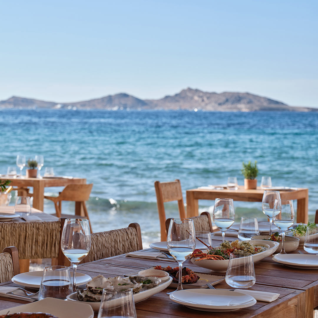 Luaz Restaurant Paros